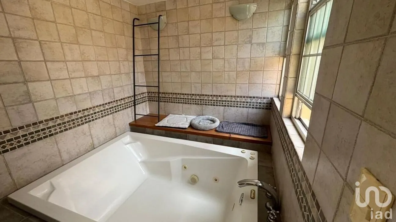 Casa en Venta en Lomas de San Mateo, Naucalpan de Juárez, Estado de México | NEX-281279 | iad México | Foto 8 de 21