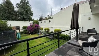 NEX-281280 - Casa en Venta, con 4 recamaras, con 4 baños, con 525 m2 de construcción en Lomas de La Herradura, CP 52785, Estado de México.
