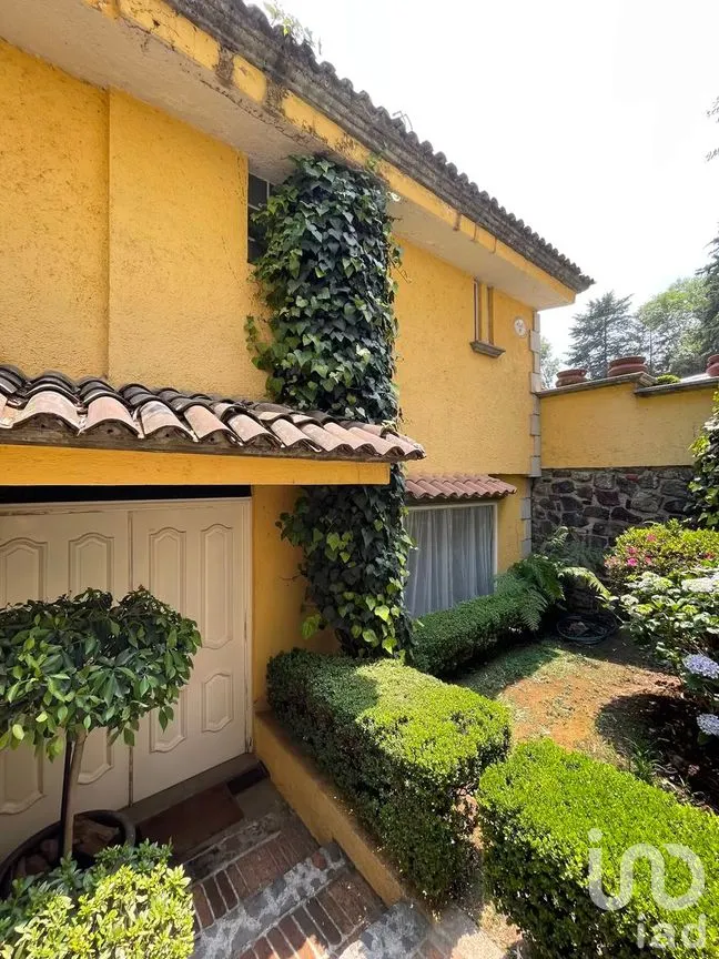 Casa en Venta en Alcantarilla, Álvaro Obregón, Ciudad de México | NEX-281283 | iad México | Foto 3 de 25