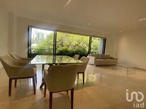 NEX-281290 - Departamento en Renta, con 2 recamaras, con 2 baños, con 195 m2 de construcción.