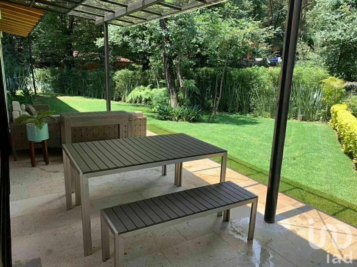 Casa en Venta en Avándaro, Valle de Bravo, Estado de México | NEX-281846 | iad México | Foto 2 de 25