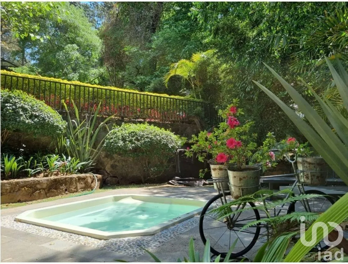 Casa en Venta en Avándaro, Valle de Bravo, Estado de México | NEX-281846 | iad México | Foto 4 de 25