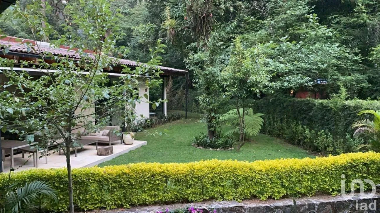 Casa en Venta en Avándaro, Valle de Bravo, Estado de México | NEX-281846 | iad México | Foto 8 de 25