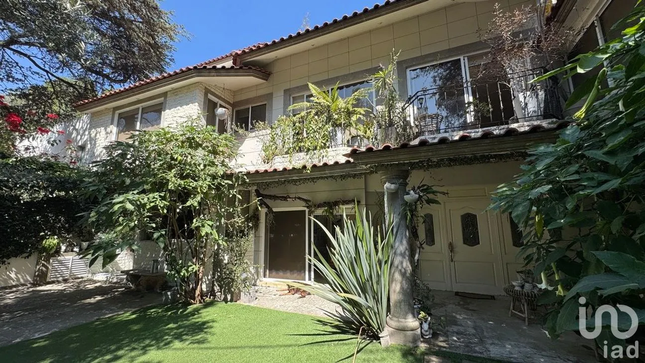Casa en Venta en Florida, Álvaro Obregón, Ciudad de México | NEX-281966 | iad México | Foto 1 de 35