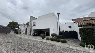 NEX-281967 - Casa en Venta, con 3 recamaras, con 3 baños, con 337.45 m2 de construcción en Santa Fe La Loma, CP 01376, Ciudad de México.