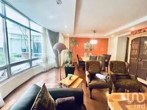 NEX-282060 - Departamento en Venta, con 2 recamaras, con 2 baños, con 160 m2 de construcción.