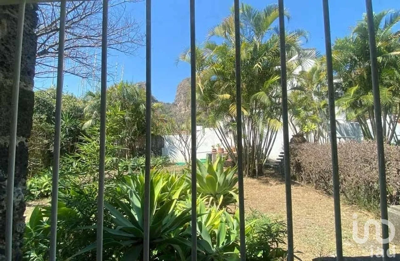 Casa en Venta en Santiago Tepetlapa, Tepoztlán, Morelos | NEX-282088 | iad México | Foto 14 de 16
