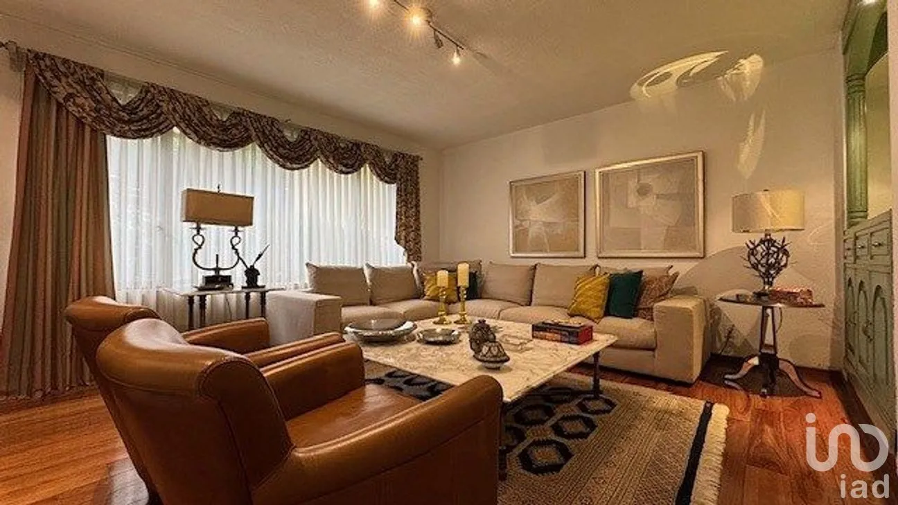 Casa en Venta en Jardines en la Montaña, Tlalpan, Ciudad de México | NEX-288816 | iad México | Foto 1 de 24