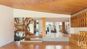 NEX-290577 - Casa en Venta, con 3 recamaras, con 3 baños, con 500 m2 de construcción.