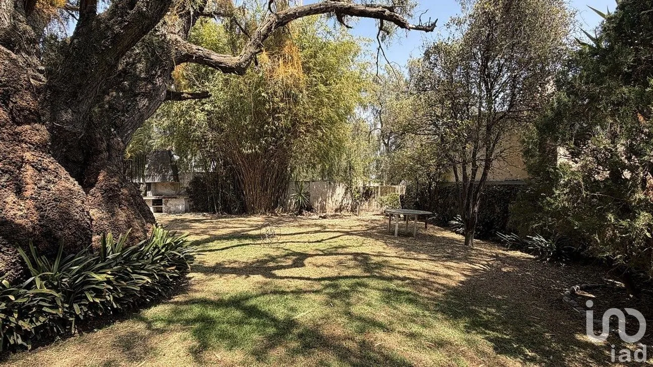 Casa en Venta en Ciudad Satélite, Naucalpan de Juárez, Estado de México | NEX-293007 | iad México | Foto 2 de 40