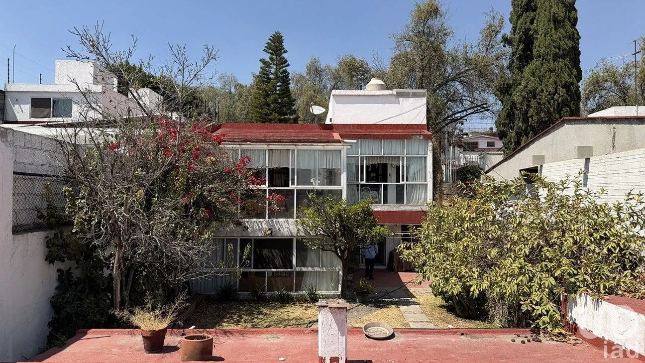 Casa en Venta en Ciudad Satélite, Naucalpan de Juárez, Estado de México | NEX-293013 | iad México | Foto 1 de 29