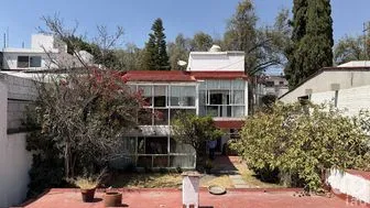 NEX-293013 - Casa en Venta, con 3 recamaras, con 2 baños, con 390 m2 de construcción en Ciudad Satélite, CP 53100, Estado de México.