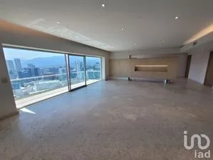 NEX-201111 - Departamento en Venta, con 3 recamaras, con 3 baños, con 250 m2 de construcción.