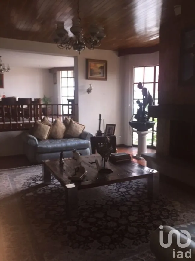 Casa en Venta en Lomas de Tecamachalco, Huixquilucan, Estado de México | NEX-275629 | iad México | Foto 3 de 10