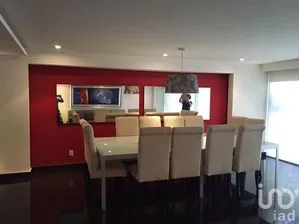 NEX-275649 - Departamento en Renta, con 3 recamaras, con 2 baños, con 240 m2 de construcción.