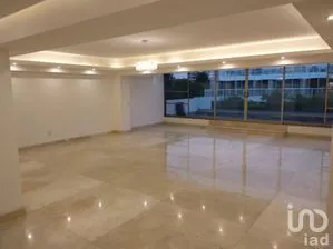 NEX-275651 - Departamento en Venta, con 3 recamaras, con 3 baños, con 340 m2 de construcción.