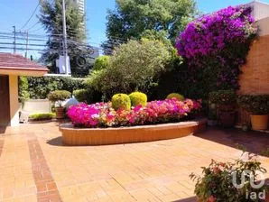 NEX-275656 - Casa en Venta, con 3 recamaras, con 3 baños, con 350 m2 de construcción en Lomas de Vista Hermosa, CP 05100, Ciudad de México.