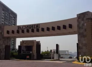 NEX-275657 - Departamento en Venta, con 3 recamaras, con 3 baños, con 360 m2 de construcción en Bosque Real, CP 52774, Estado de México.