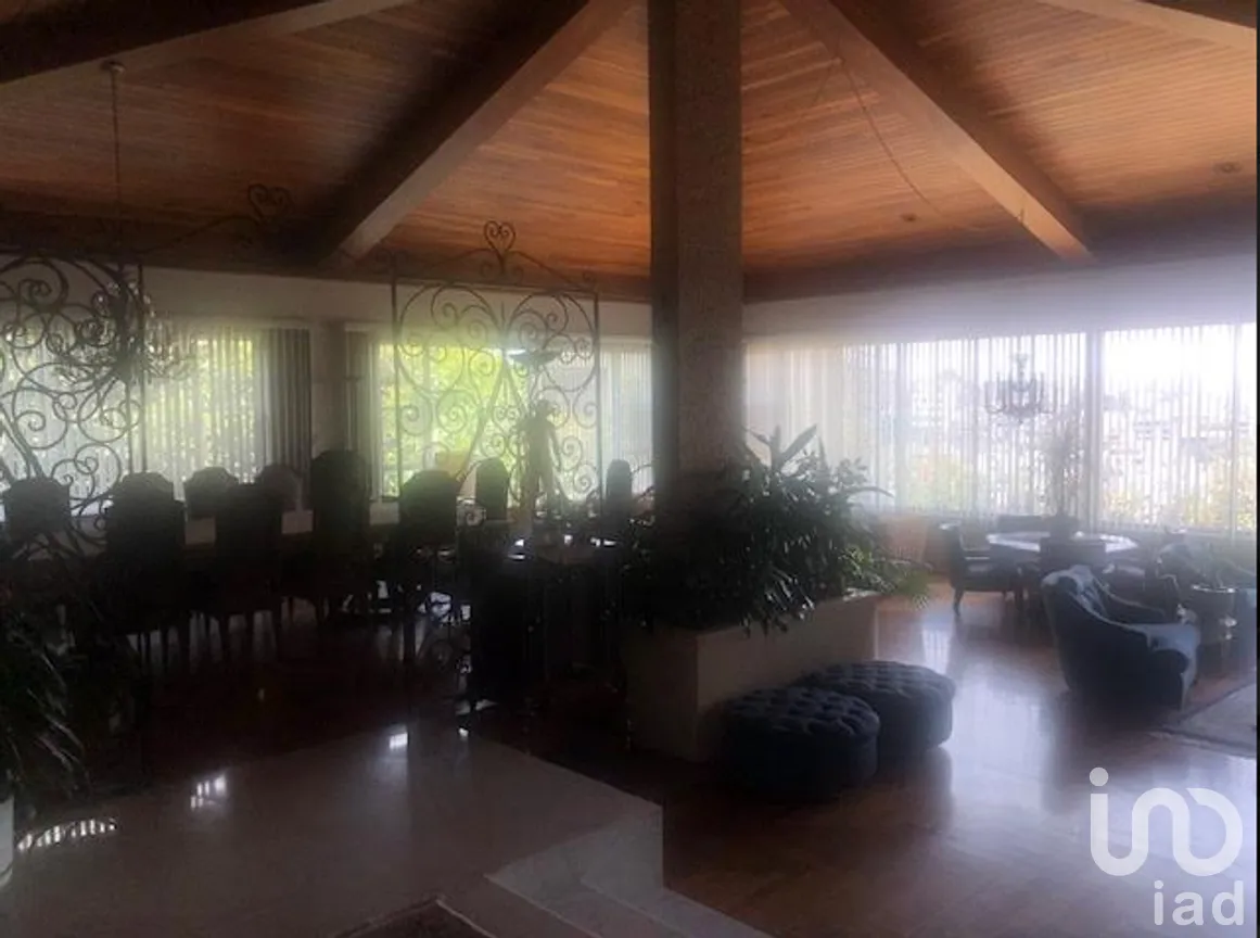 Casa en Venta en Bosques de las Lomas, Cuajimalpa de Morelos, Ciudad de México | NEX-275736 | iad México | Foto 2 de 23