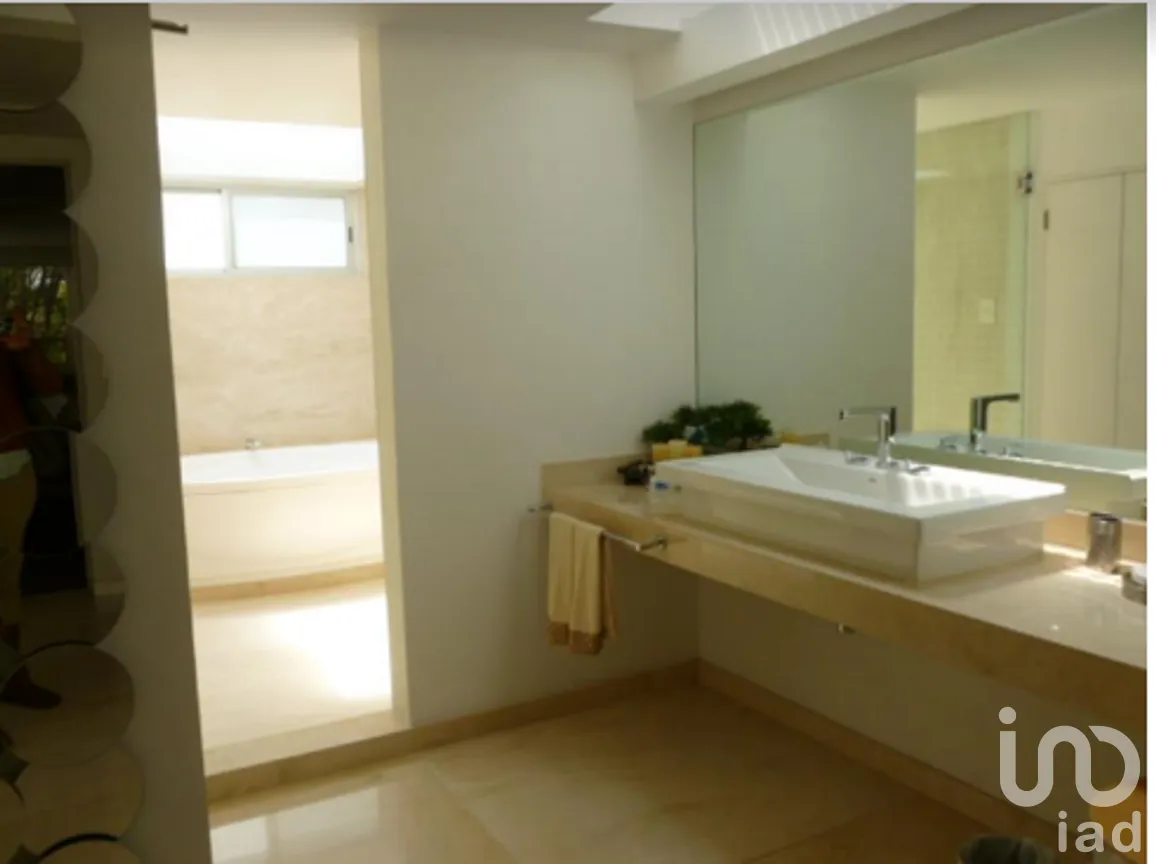 Casa en Venta en Bosques de las Lomas, Cuajimalpa de Morelos, Ciudad de México | NEX-275751 | iad México | Foto 29 de 37