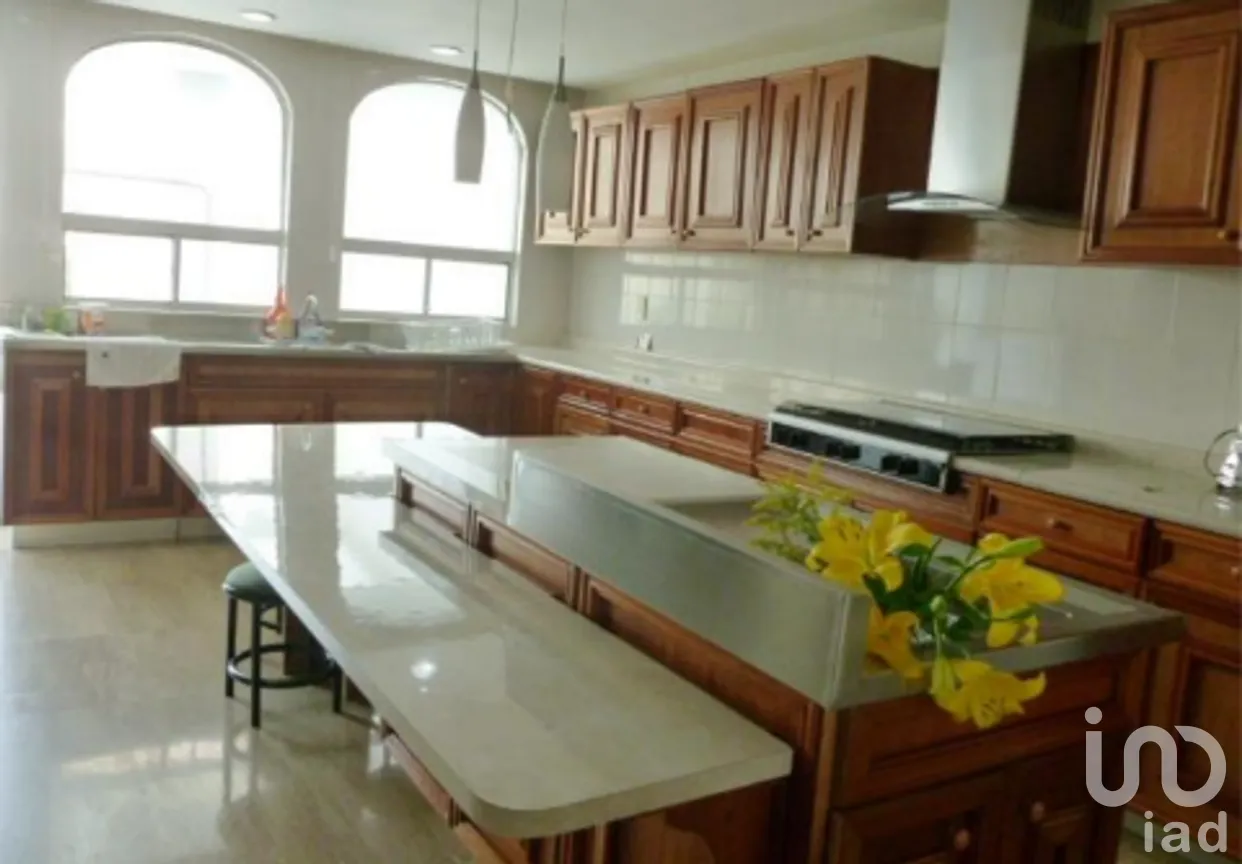 Casa en Venta en Bosques de las Lomas, Cuajimalpa de Morelos, Ciudad de México | NEX-275751 | iad México | Foto 6 de 37