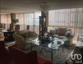 NEX-275791 - Departamento en Venta, con 3 recamaras, con 2 baños, con 284 m2 de construcción.