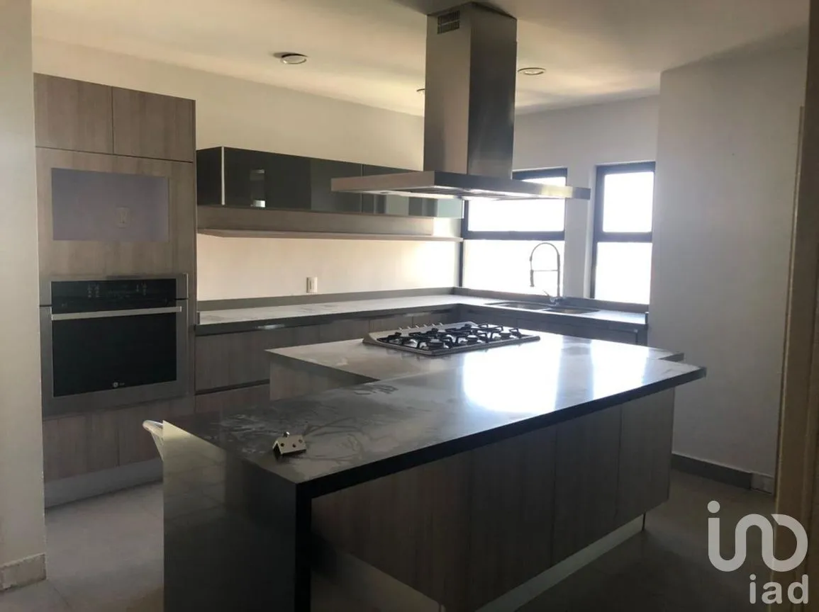 Departamento en Venta en Lomas de Tecamachalco, Naucalpan de Juárez, Estado de México | NEX-275811 | iad México | Foto 2 de 5