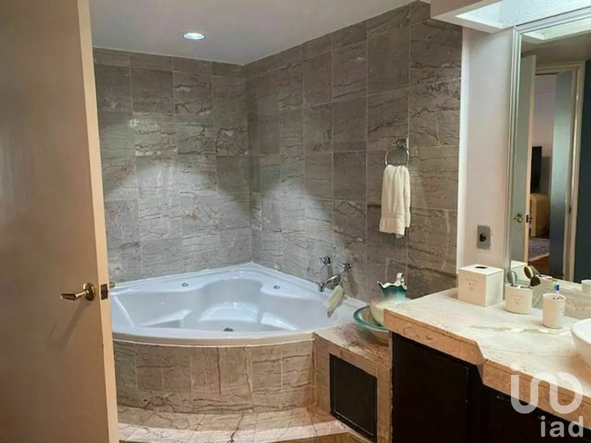 Departamento en Venta en Bosques de las Lomas, Cuajimalpa de Morelos, Ciudad de México | NEX-275851 | iad México | Foto 11 de 22