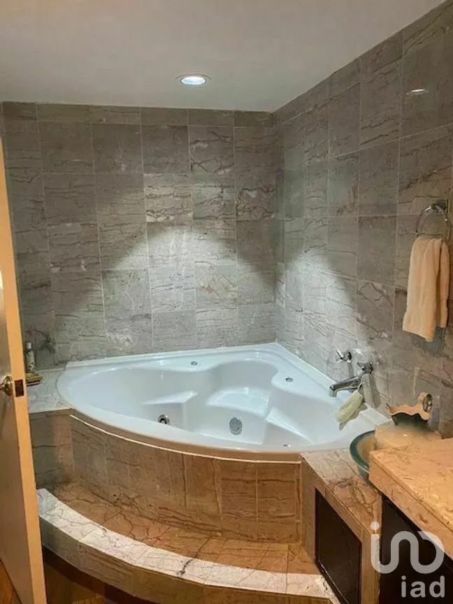 Departamento en Venta en Bosques de las Lomas, Cuajimalpa de Morelos, Ciudad de México | NEX-275851 | iad México | Foto 13 de 22