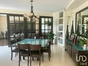NEX-275854 - Departamento en Venta, con 3 recamaras, con 3 baños, con 400 m2 de construcción.