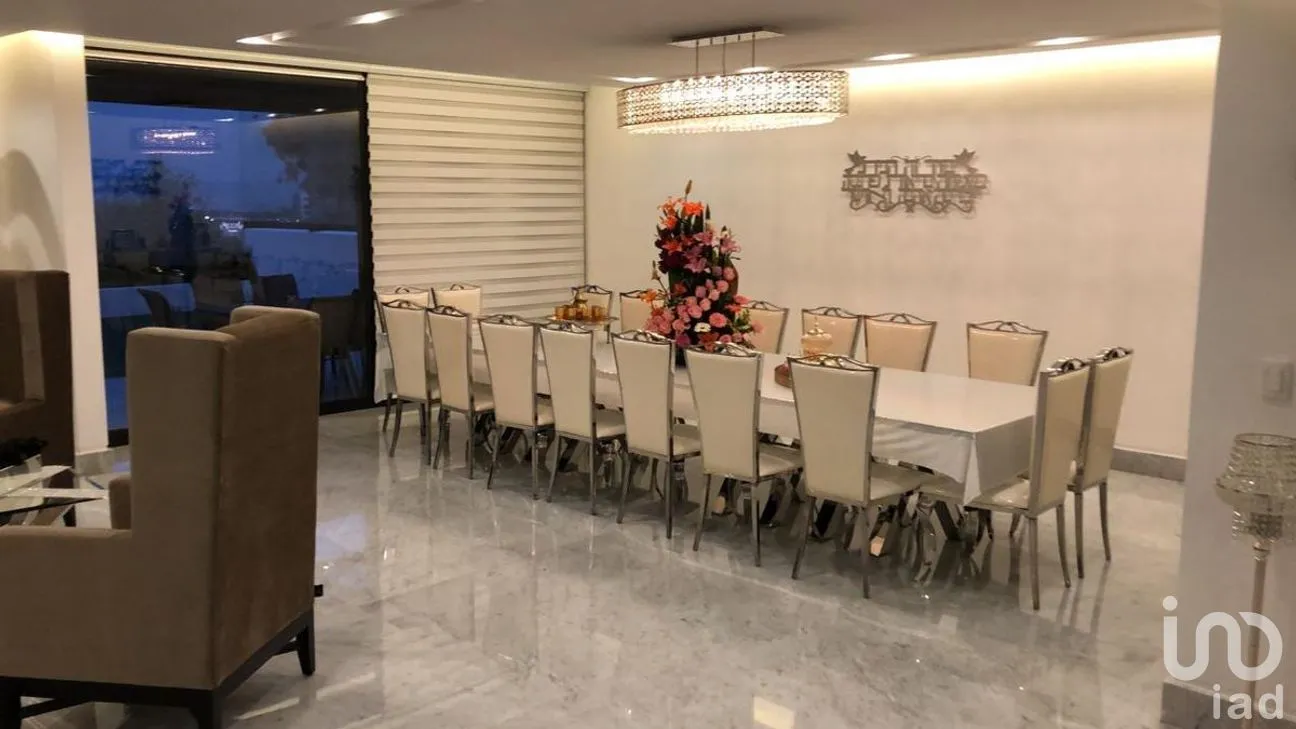 Casa en Venta en Bosques de las Palmas, Huixquilucan, Estado de México | NEX-275891 | iad México | Foto 3 de 40