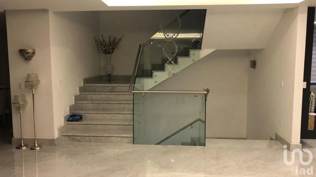 Casa en Venta en Bosques de las Palmas, Huixquilucan, Estado de México | NEX-275891 | iad México | Foto 8 de 40