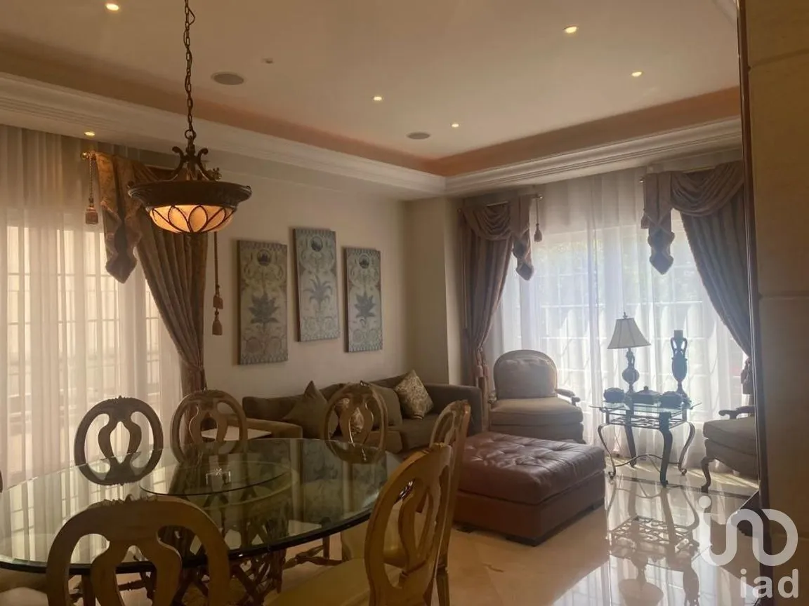 Casa en Venta en Bosques de las Lomas, Cuajimalpa de Morelos, Ciudad de México | NEX-275918 | iad México | Foto 6 de 40