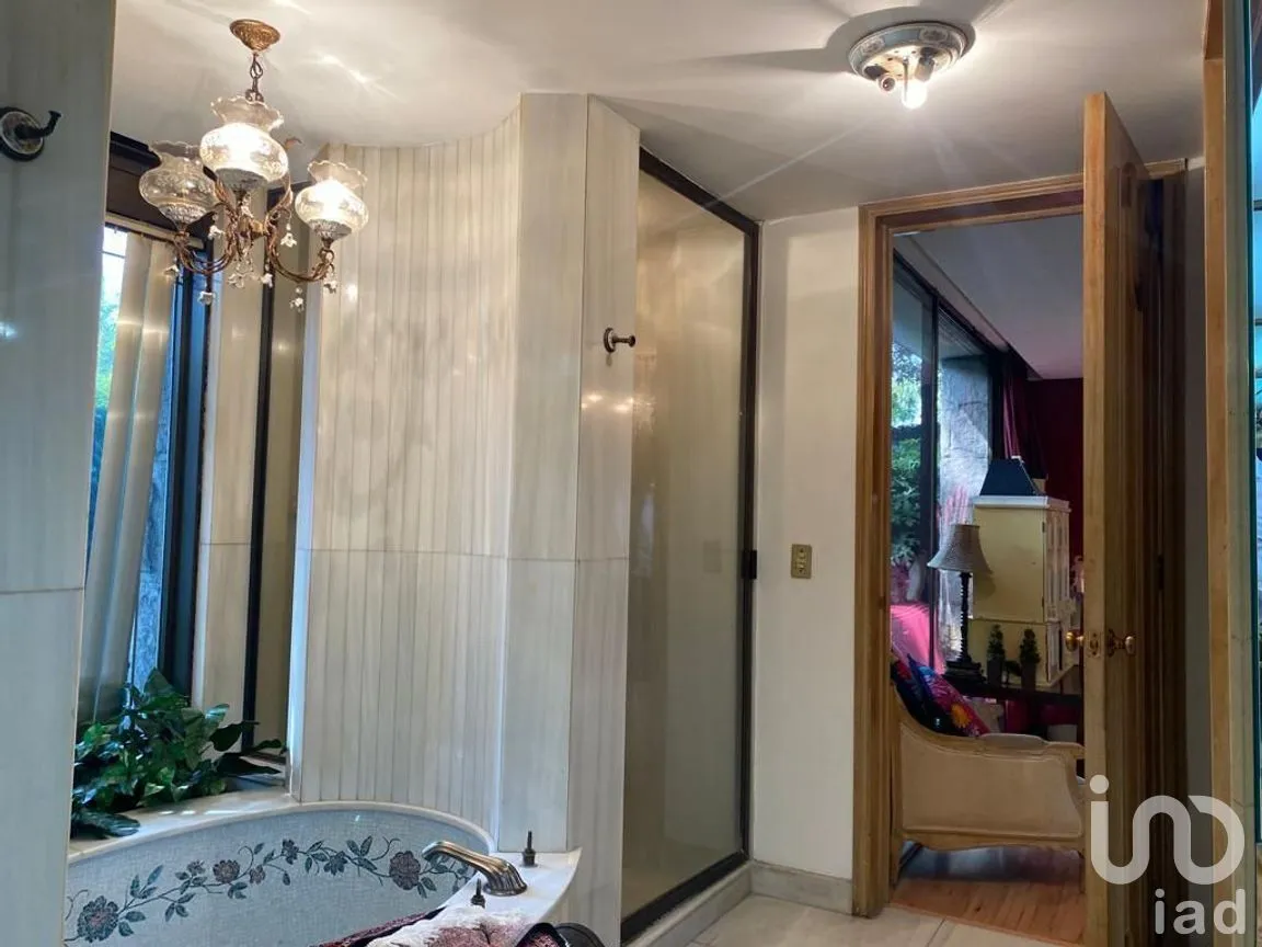Casa en Venta en Lomas de Chapultepec I Sección, Miguel Hidalgo, Ciudad de México | NEX-275949 | iad México | Foto 24 de 35