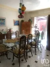 NEX-282827 - Casa en Venta, con 4 recamaras, con 4 baños, con 400 m2 de construcción.