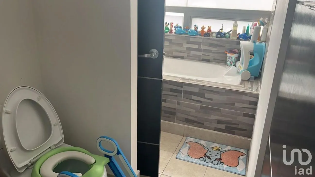 Departamento en Venta en Hacienda de las Palmas, Huixquilucan, Estado de México | NEX-293964 | iad México | Foto 9 de 32