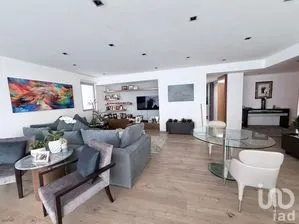 NEX-293965 - Departamento en Venta, con 3 recamaras, con 3 baños, con 270 m2 de construcción en Bosques de las Lomas, CP 05120, Ciudad de México.