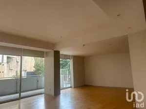 NEX-295499 - Departamento en Venta, con 3 recamaras, con 3 baños, con 245 m2 de construcción.