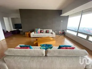 NEX-298455 - Departamento en Renta, con 3 recamaras, con 2 baños, con 175 m2 de construcción.