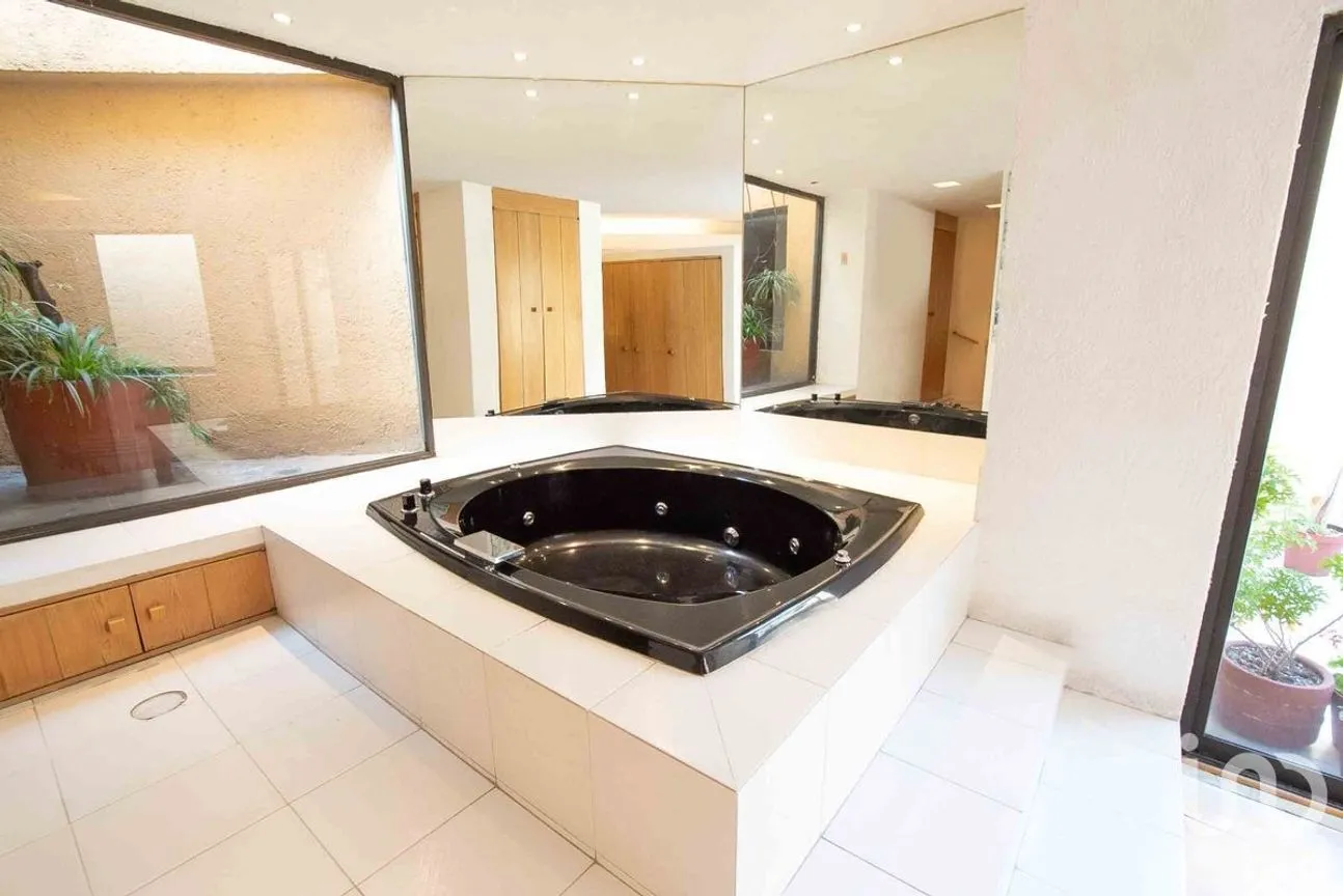 Casa en Venta en Guadalupe Inn, Álvaro Obregón, Ciudad de México | NEX-227143 | iad México | Foto 12 de 24