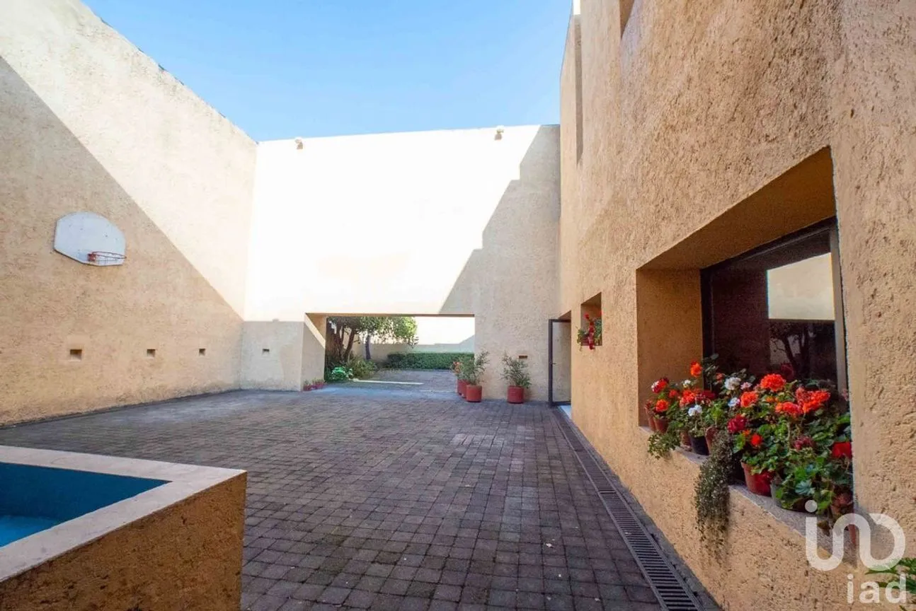 Casa en Venta en Guadalupe Inn, Álvaro Obregón, Ciudad de México | NEX-227143 | iad México | Foto 3 de 24
