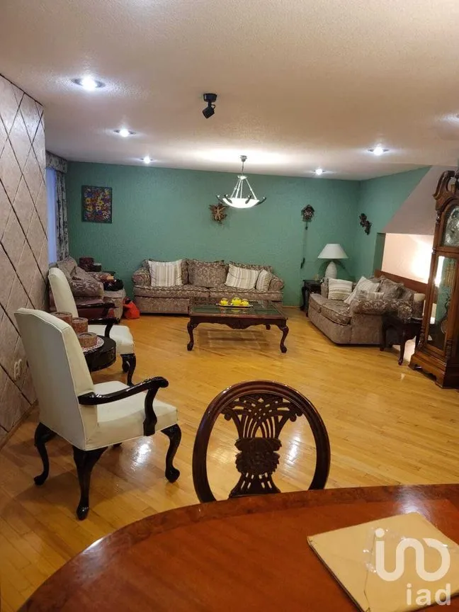 Casa en Venta en Paseos de Taxqueña, Coyoacán, Ciudad de México | NEX-275130 | iad México | Foto 3 de 25