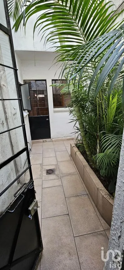 Casa en Venta en Narvarte Poniente, Benito Juárez, Ciudad de México | NEX-275140 | iad México | Foto 3 de 50
