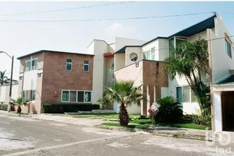 NEX-201114 - Casa en Venta, con 3 recamaras, con 4 baños, con 900 m2 de construcción en Costa de Oro, CP 94299, Veracruz.