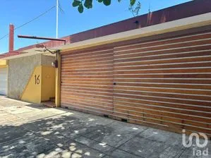 NEX-270061 - Casa en Venta, con 3 recamaras, con 3 baños, con 330 m2 de construcción en Ignacio Zaragoza, CP 91910, Veracruz.