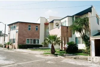 NEX-274990 - Casa en Venta, con 3 recamaras, con 4 baños, con 900 m2 de construcción en Costa de Oro, CP 94299, Veracruz.