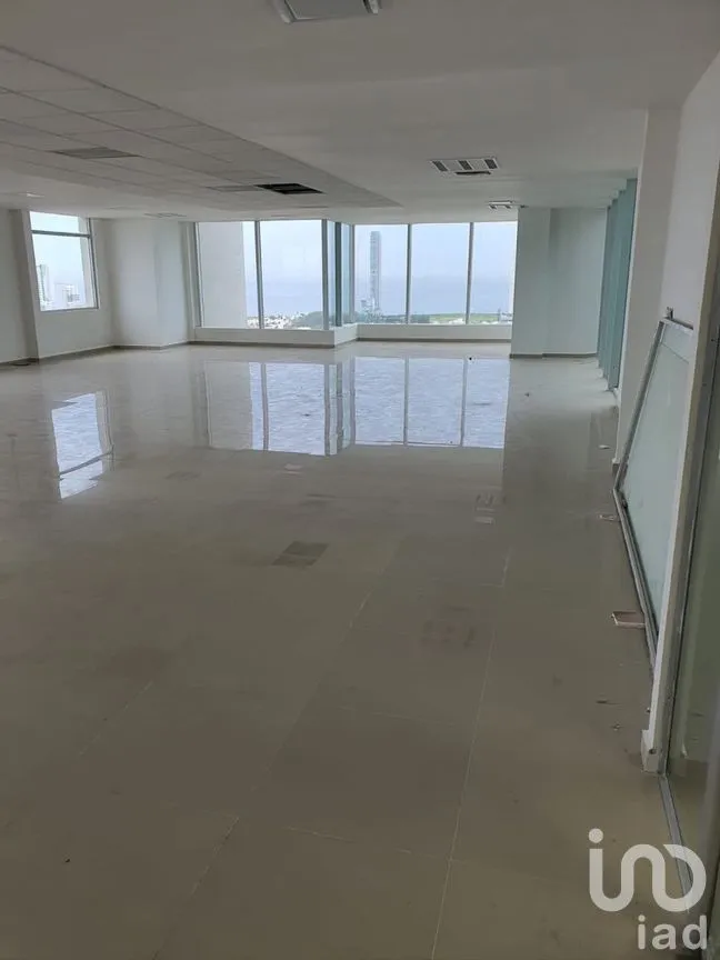 Oficina en Renta en De las Américas, Boca del Río, Veracruz | NEX-274991 | iad México | Foto 2 de 7