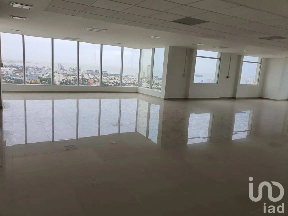 Oficina en Renta en De las Américas, Boca del Río, Veracruz | NEX-274991 | iad México | Foto 3 de 7