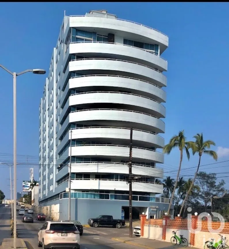 Departamento en Venta en Playa de Oro Mocambo, Boca del Río, Veracruz | NEX-275000 | iad México | Foto 1 de 18