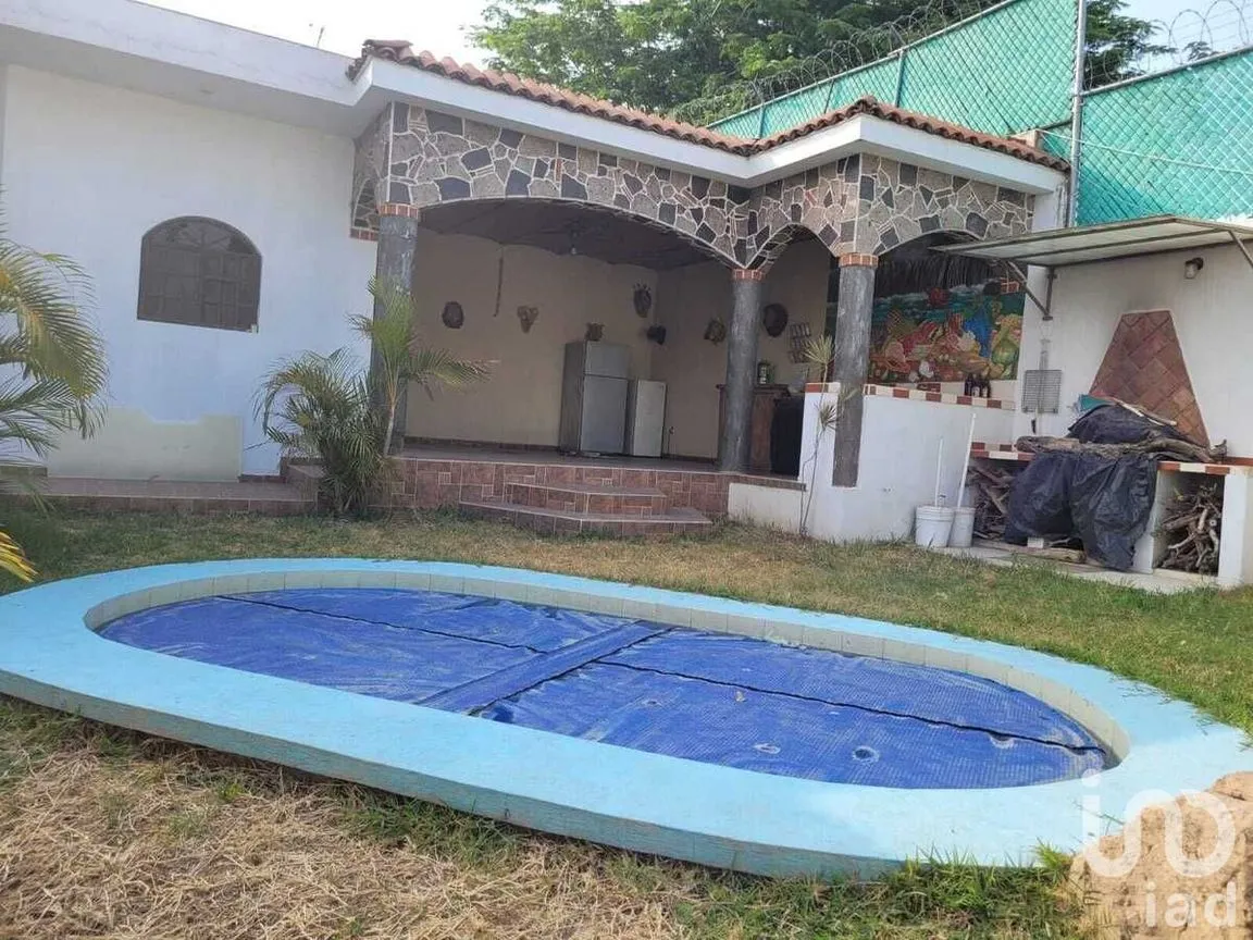Casa en Venta en La Loma, El Salto, Jalisco | NEX-230102 | iad México | Foto 1 de 22
